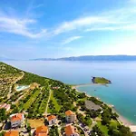 Mira Klenovica
