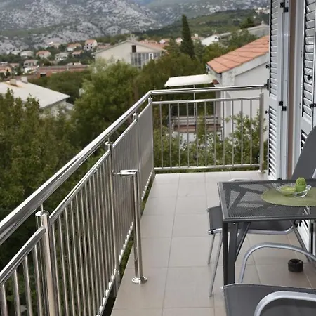Apartman Mira